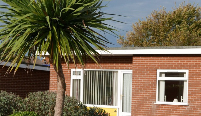 35 Siesta Mar - a holiday chalet that sleeps 4 guests in 2 bedrooms