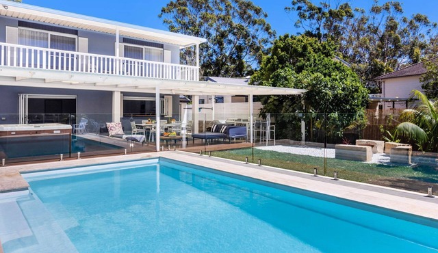 35 South by Latitude South Coast