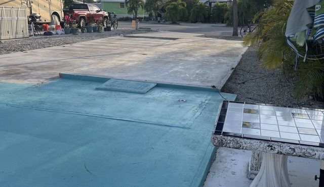 35'x70'WF RV Site on canal for rent for RV owners. Pet friendly gated community.