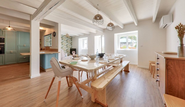 350m from Kerfontaine beach - sleeps 14