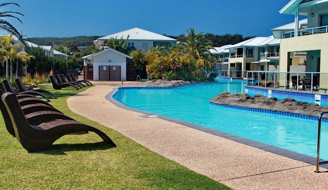 351/265 Sandy Point Road, Salamander Bay - Your own private townhouse within Pacific Blue Resort