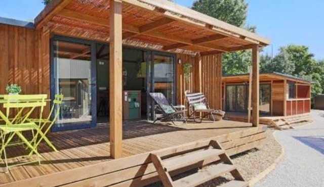 35m² Chalet with Terrace for 7 Guests