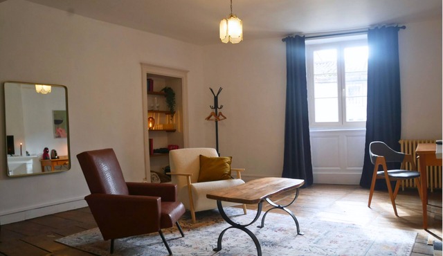 35m2 detached Suite #2 in the heart of Bellac