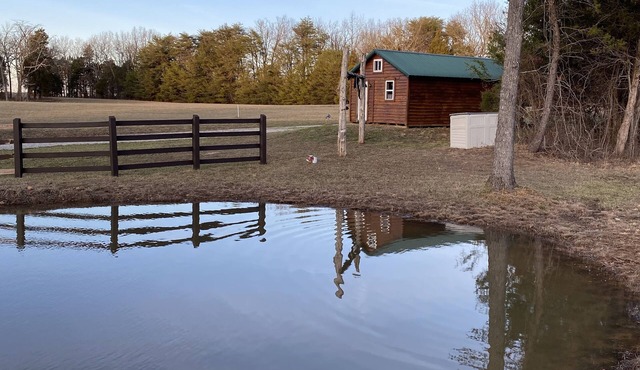 36 acre getaway directly on Nolin River!