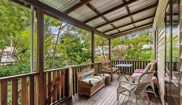 36 LAGUNA STREET “ECO BUNGALOW” – BOREEN POINT