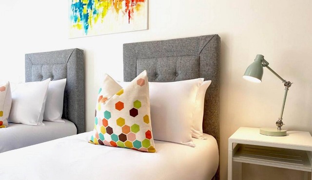 360 ME1 Sylvia Apts 03 - Modern Stylish 2 Bedroom 2 Bath Apt. 03 in Rochester