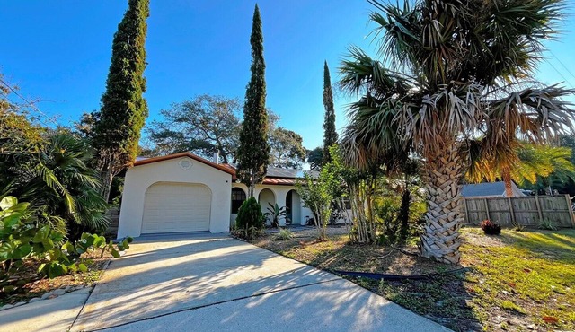 360 Shamrock Rd - Your Lucky Charm