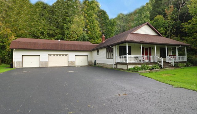 3640 Wells Bay Road home