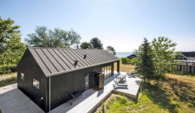 3665 Nexø - Vinkelvej 6