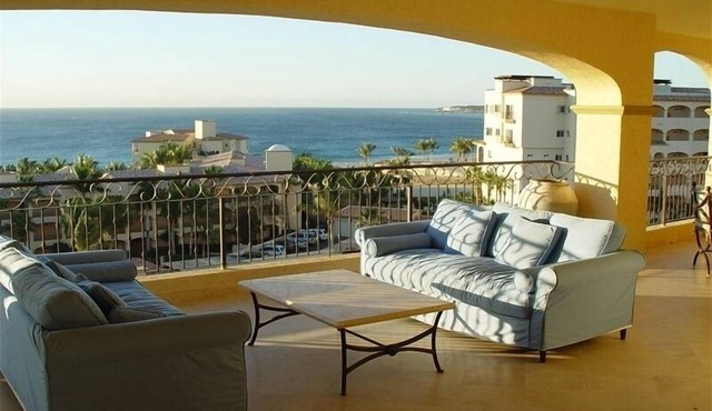 3700 Sf Oceanfront Penthouse in Cabo Mexico - Las Mananitas