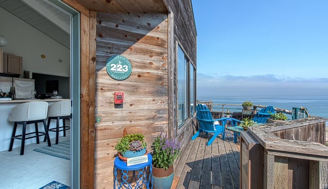 3731 The Ship's Prow ~ Oceanfront, Pools, Hot Tubs