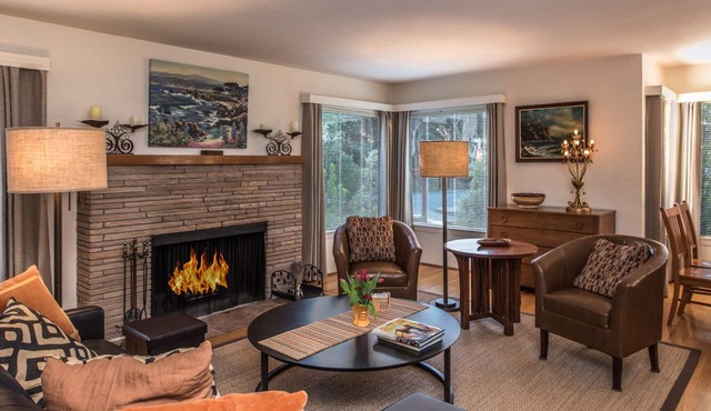 3759 Pacific Grove Retreat ~ 1 Block to Bay Trail