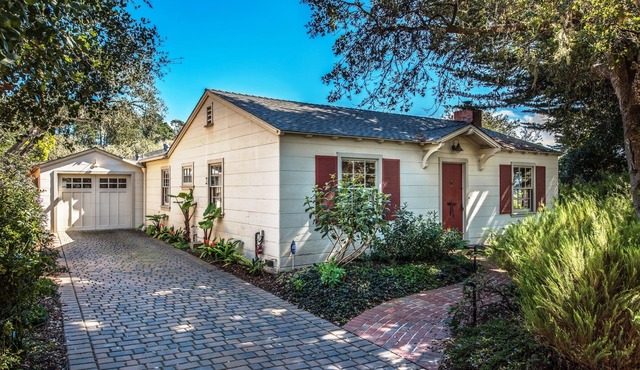 3764 On Soundings ~ 5 Minute Walk to Downtown