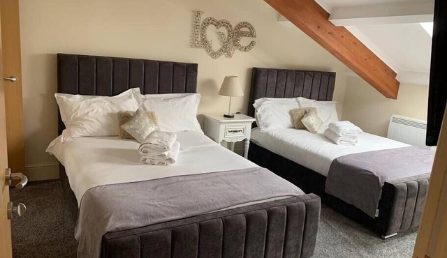 38 Woodlands Mill (sleeps 6)