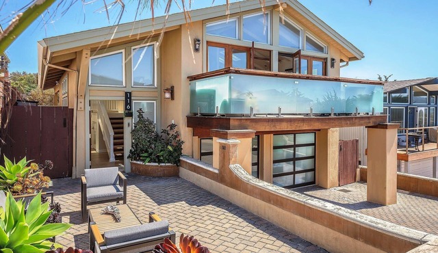 3809 Sea Foam Oasis - One Block to Miles of Beach