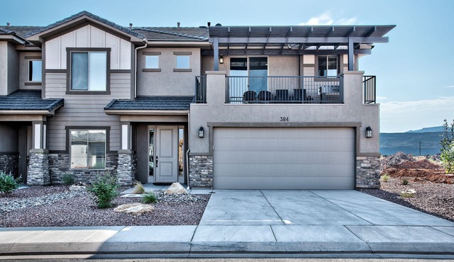 384 Zion Village Resort 7 Bedroom/5 bathroom Family Retreat w/private Jacuzzi