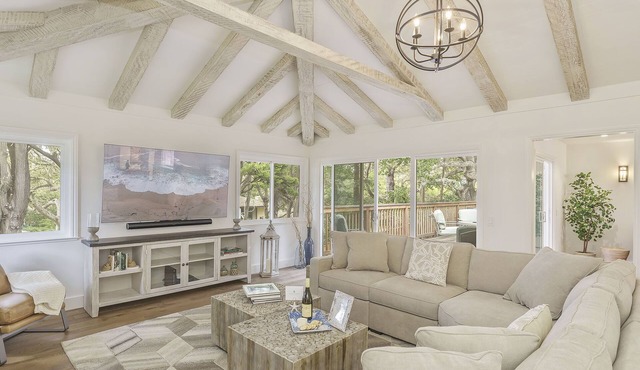 3877 Sea Esta~ Beautifully Remodeled, Near Golfing