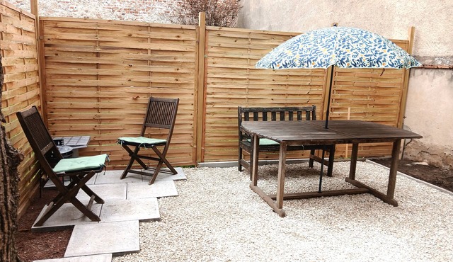 38m² refurbished apartment with private garden