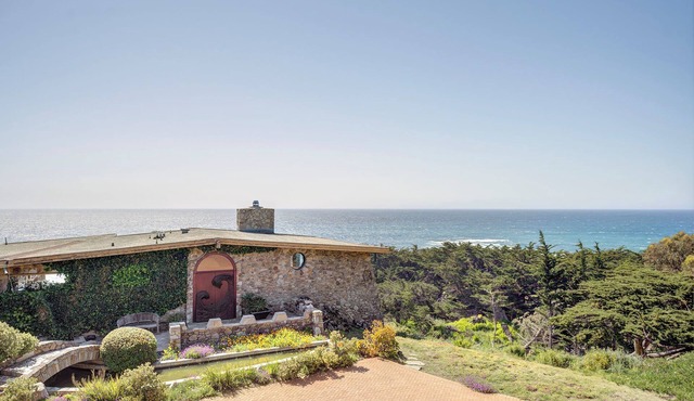 3927 Rocky Point Retreat - Oceanfront Guest House on Big Sur Coastline