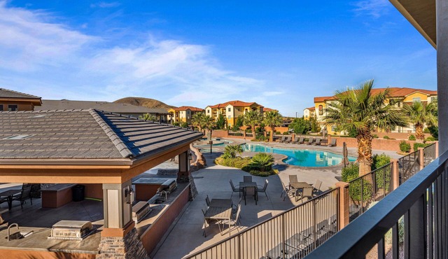 395 Zion Village | X-BOX ONE, LOTS OF GAMES, BUILT-IN BUNK BEDS, POOL VIEWS, AND MORE!