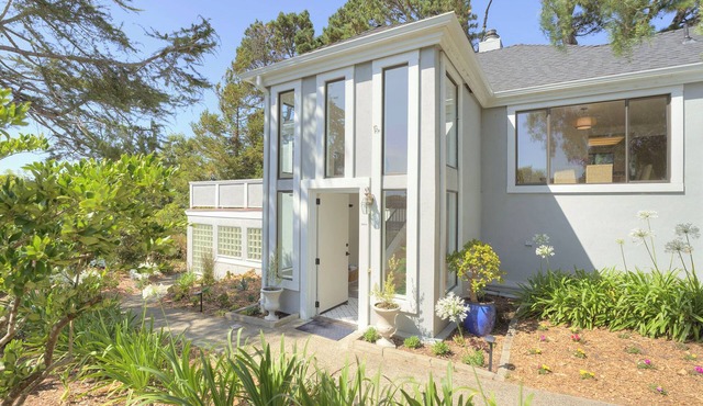 3950 Fuente de Cantos - "Fountain of Songs"