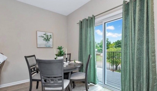 3A Charming new 2-bedroom apartment n10 m from aquatic ct downtown& hospital