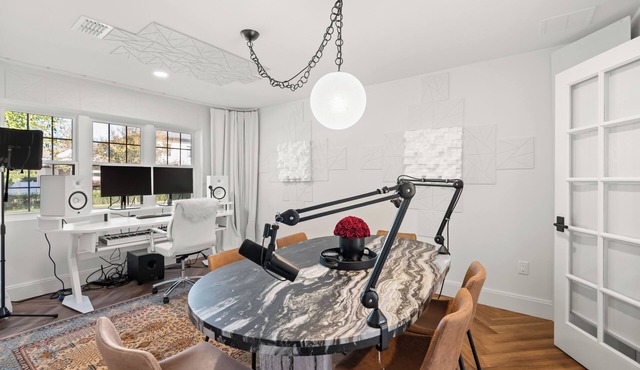 3b/2ba Winter Park Residence w Music Studio & Office