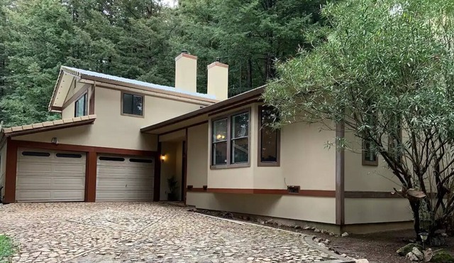 3b3ba In the Redwoods Quiet Getaway