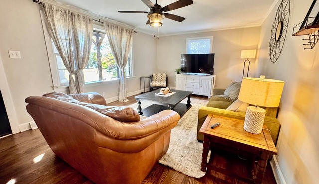 3bd/1bth Hidden Gem, Fast Wifi, Outdoor Space