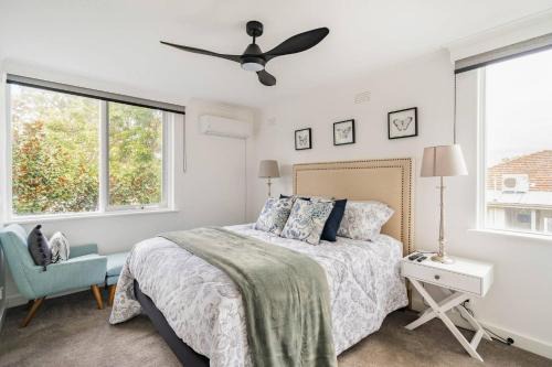 3bd 2 bthToorak Village luxurious Apartment, Relax