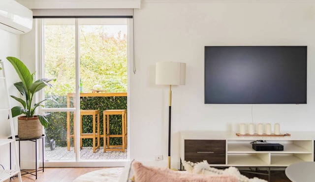 3bd 2 bthToorak Village luxurious Apartment, Relax