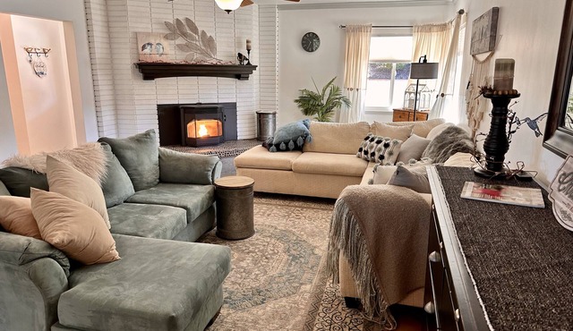 3Bd/2b home, near wedding locations, wineries, Temecula, Resort & Casinos, Views