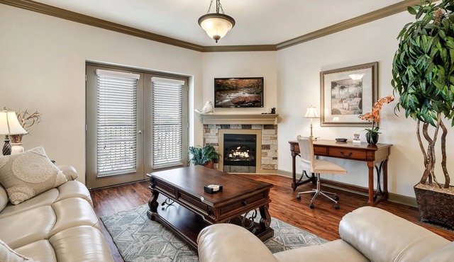 3Bd/2Ba Condo New Remodel Right Off the Parkway in the Heart of Pigeon Forge