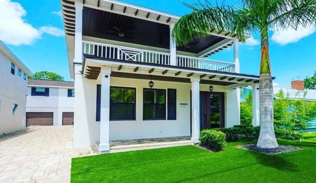 3BD 3BA - Garage - Pet friendly - Balcony - Lido Beach - Downtown