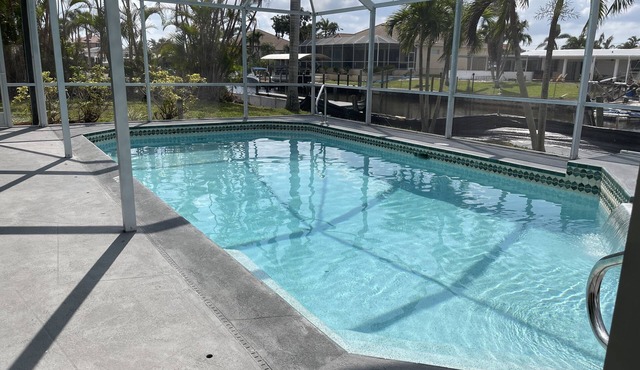 3BD/3BA w/Electric Dock/Heated Pool; SUMMER VACA; Gulf Access – BUDGET FRIENDLY!