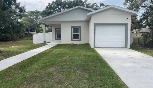 3BD/3BTH Home Near Downtown Orlando