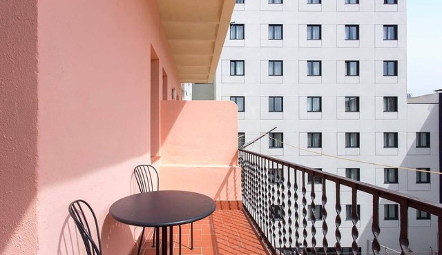 3BD for Families in Poblenou next to the beach!
