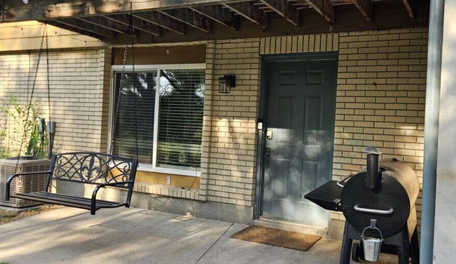 3Bd, King, Brkfst, Lagoon, Garage, W/D, Sleeps 11