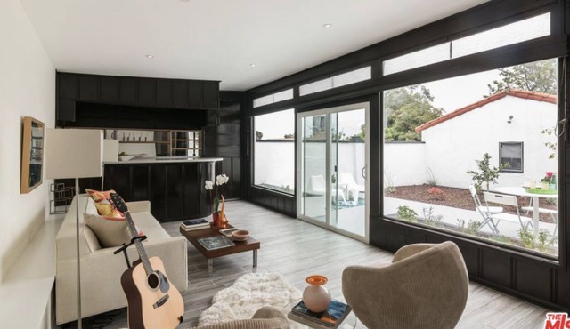 3BD Spanish Villa with Bonus Room + Bar + Modern Amenities
