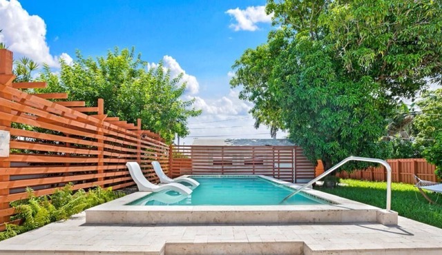 3BDR Villa-Private pool-4 min Dania Beach-8ppl