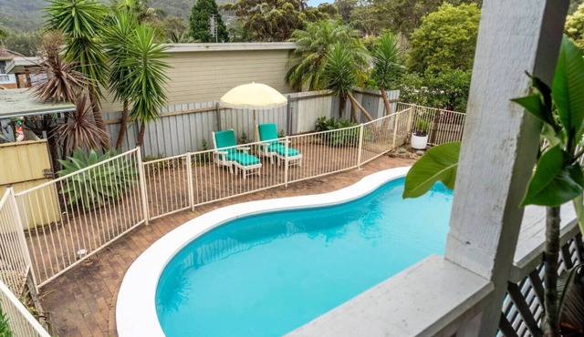 3BDRM Bayside Family Retreat w/Pool & Games Room