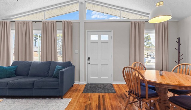 3Bed 1.5 Bath 10 Min to Base