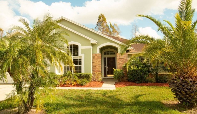 3Bed/2Bath Lakeside Tranquility