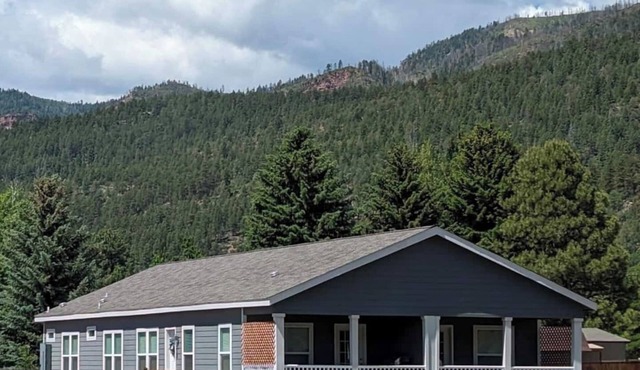 3Bed/2Bath with Creek and Open Spaces