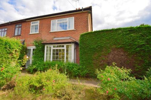 3Bed cottage in upmarket Riverhead, Sevenoaks, Kent