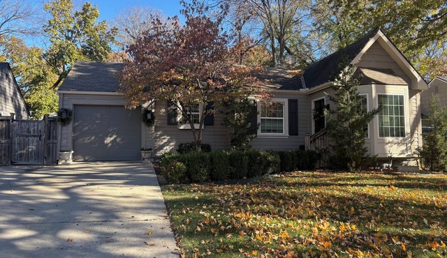 3bedroom/2bath house in Fairway only 2.5 mi to CC Plaza-plan a World Cup stay!