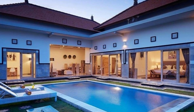 3Bedrooms Central Seminyak walking distance to the Boutique shop,Restaurant,Bar