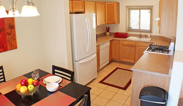 3bedrooms home w/comfortable mattress in Rita ranch