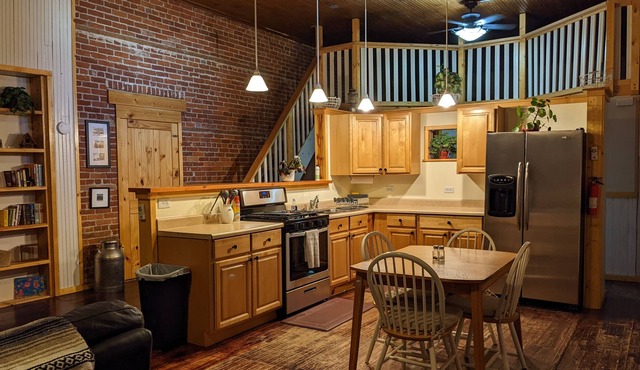 3BR 1.5 BA Industrial loft in historic building on ATV trails