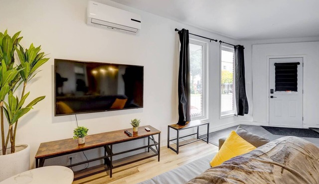 3BR - 10 Min to Old Quebec + Free Street Parking